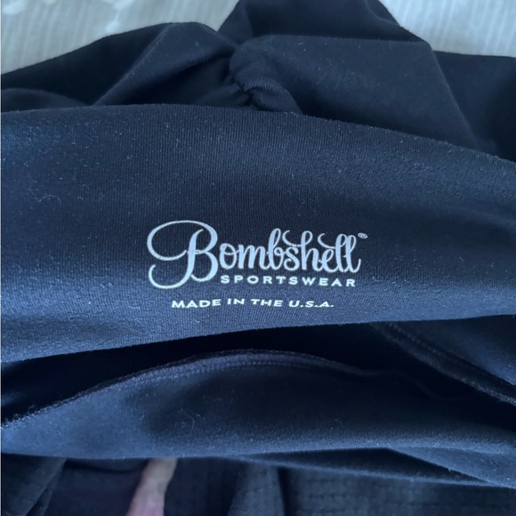 ❌SOLD❌❌Bombshell Set - Picture 8 of 10